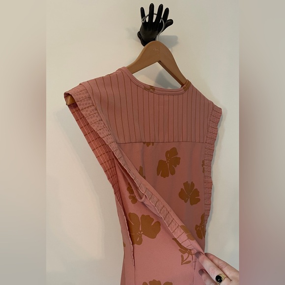 Pretty in pink M Dusty rose & ochre floral sleeveless dress shirt. Dressy/Date - Picture 6 of 7
